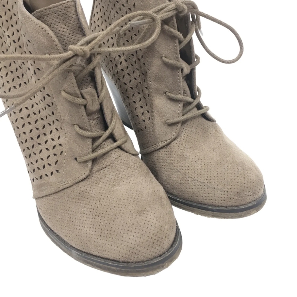 MIA Bootie - Picture 7 of 7